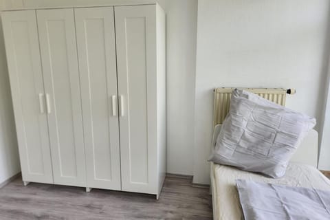 Bed, Photo of the whole room, Bedroom, wardrobe