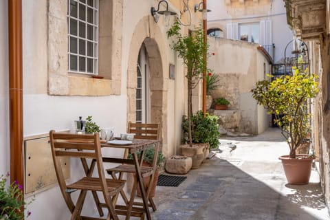 Patio, Garden, Garden view