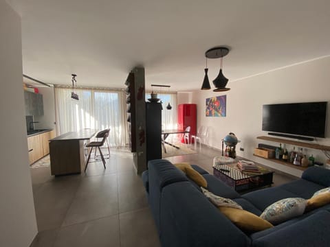 Communal lounge/ TV room, Kitchen or kitchenette, Living room, Seating area