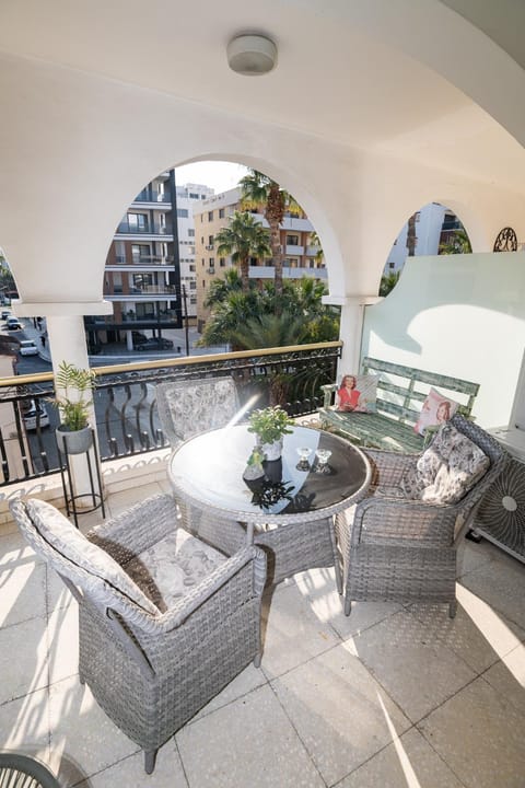 View (from property/room), Balcony/Terrace