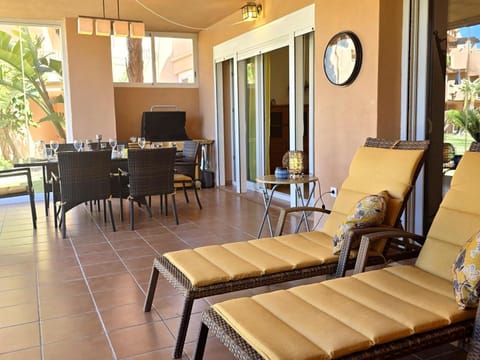 Balcony/Terrace, Seating area, Dining area