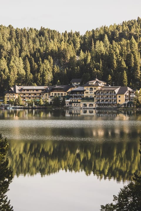 Property building, Lake view