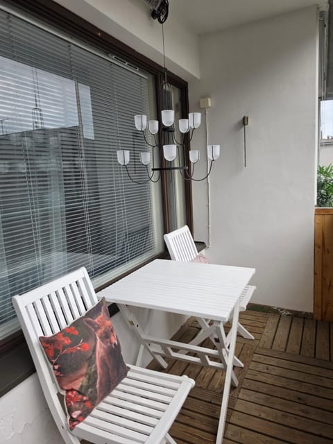 Day, Balcony/Terrace