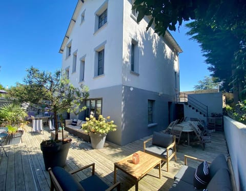 Donvillaise 15 pers : jacuzzi, 8 min à pied plage House in Granville