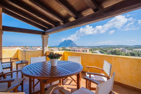 Natural landscape, View (from property/room), Balcony/Terrace