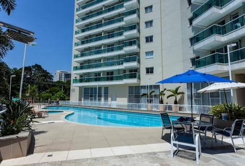 Centro de Convenções Riocentro - O melhor para mais de 2 hóspedes - Shows Rio de Janeiro, RioStay Flat - Cidade do Rock - Jeunesse Arena - Parque Olimpico - Apartamento Duplo Completo Apartment in Rio de Janeiro