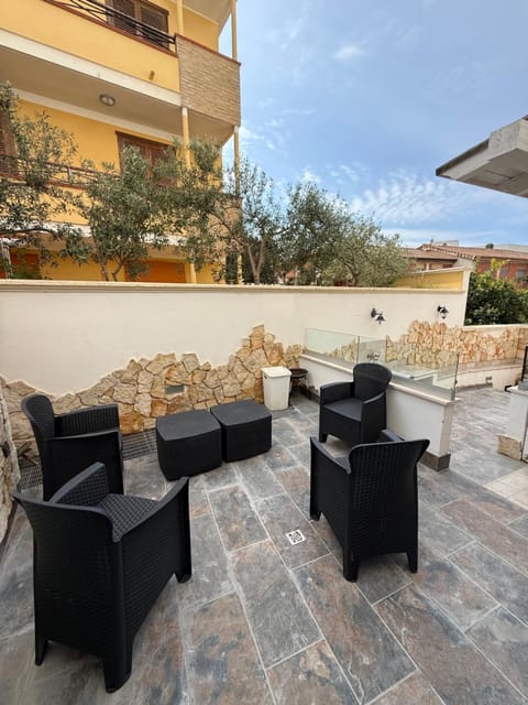 Civico 8 Alexander Apartment in Alghero