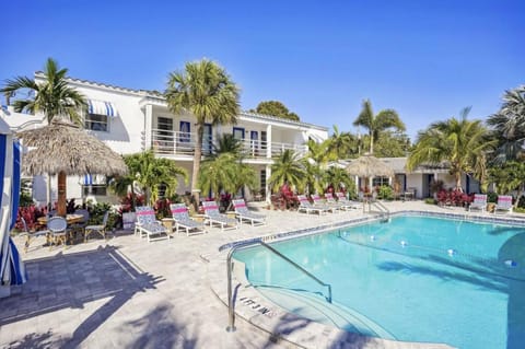 Salt Water Suites Hotel in North Redington Beach