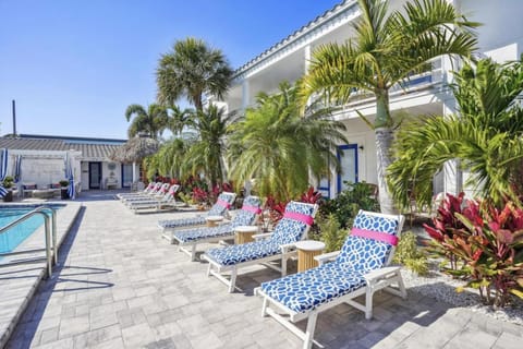 Salt Water Suites Hotel in North Redington Beach