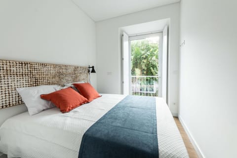 Bed, View (from property/room), Balcony/Terrace, Bedroom