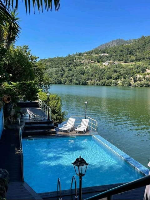 Day, Natural landscape, Squash, Aqua park, Aqua park, Lake view, Mountain view, Pool view, River view, Swimming pool, sunbed