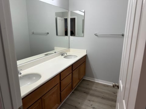 ALE Displaced, Relocation, Insurance, Fire, Flood House in Eastvale