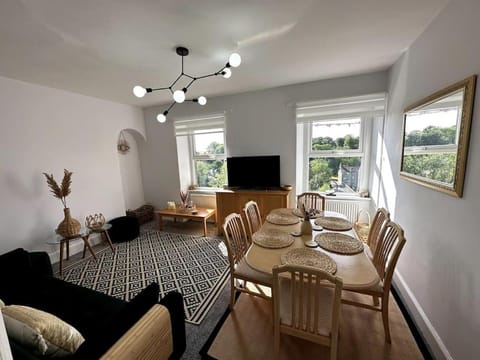 A Cosy Flat With A Dales View Apartment in Craven District