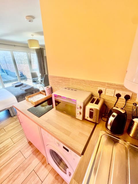 cambridge city centre immaculate Studio sleeps 2 - central location paradise street Apartment in Cambridge