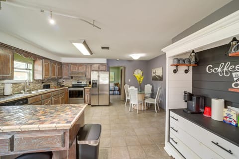 Lakefront Eufaula Cabin with Fire Pit and Private Dock Cabin in Longtown