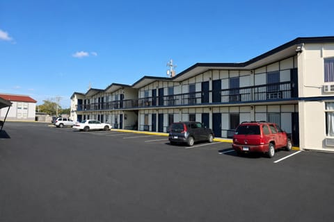 Property building, Parking