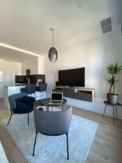 Communal lounge/ TV room, Living room, Seating area, Dining area