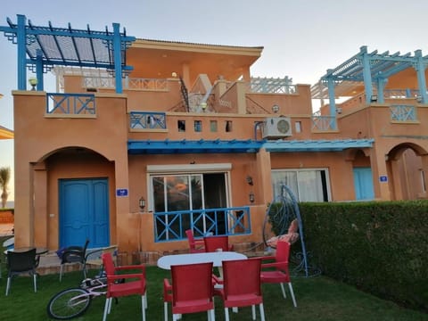 Property building, Balcony/Terrace
