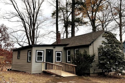Esopus Creekside House in Lake Katrine