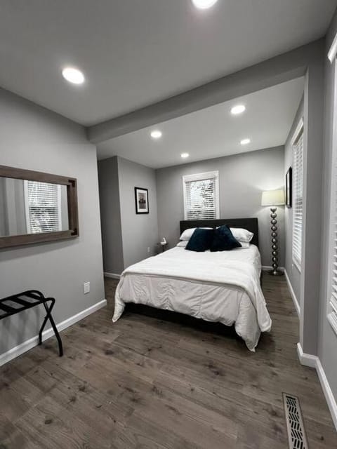 Esopus Creekside House in Lake Katrine