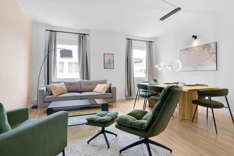 Living room, Dining area, Food