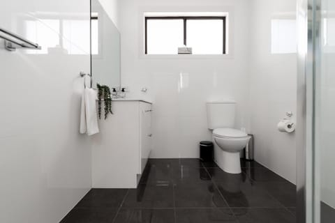 Homely Hideaway with Parking & WiFi Apartment in Tasmania