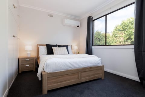 Homely Hideaway with Parking & WiFi Apartment in Tasmania