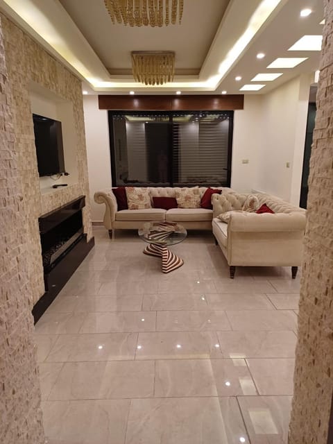 Kitchen or kitchenette, Seating area, pet friendly