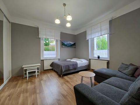 Photo of the whole room, Seating area, Bedroom