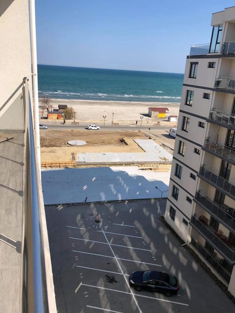 Day, Neighbourhood, Sea view, Location