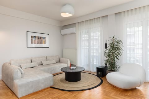 Living room, Seating area, air conditioner