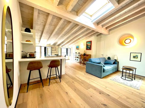 Living room, Seating area, toaster, kitchen