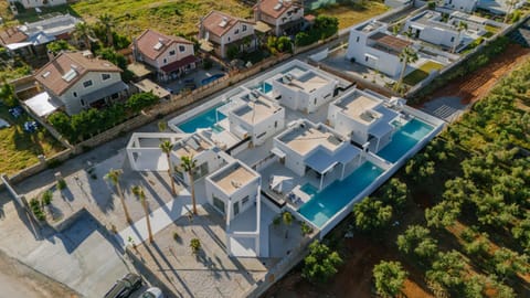 Property building, Day, Natural landscape, Bird's eye view, Swimming pool, Location