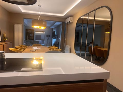 Autokomanda Large Family Apartment Apartment in Belgrade