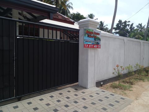 Property building, Day, Street view