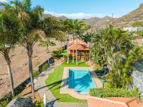 Natural landscape, Garden, Garden view, Mountain view, Pool view, Swimming pool