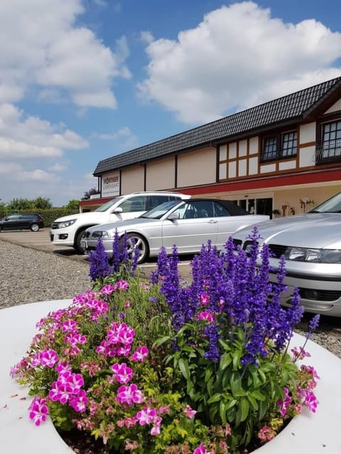 Property building, Parking