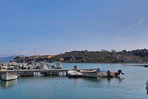 Nearby landmark, Natural landscape, Sea view