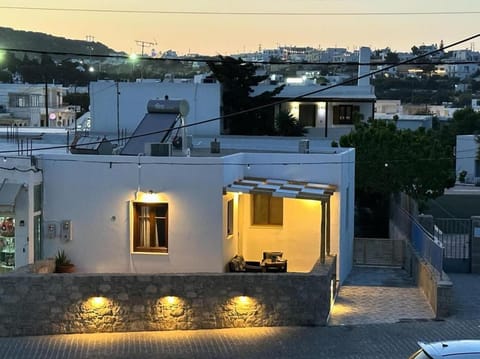 Property building, View (from property/room), Balcony/Terrace, City view