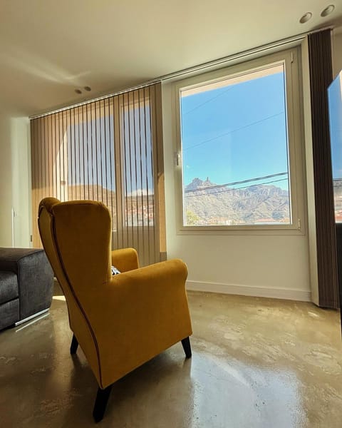 Seating area, Mountain view