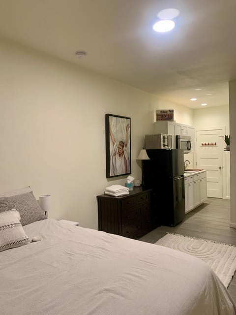 The Asbury House Guest Rentals Bed and Breakfast in Moscow