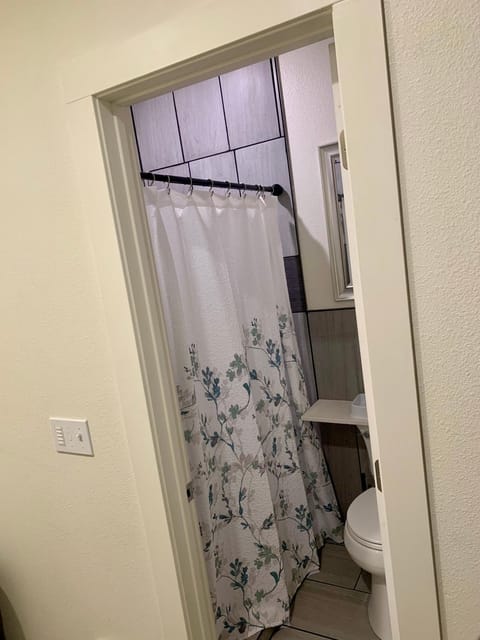 The Asbury House Guest Rentals Bed and Breakfast in Moscow