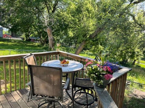 Patio, Natural landscape, View (from property/room), Balcony/Terrace, Garden view