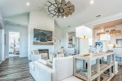 Wine Down House in Bald Head Island