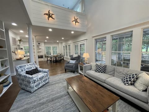 Barefoot Children House in Bald Head Island