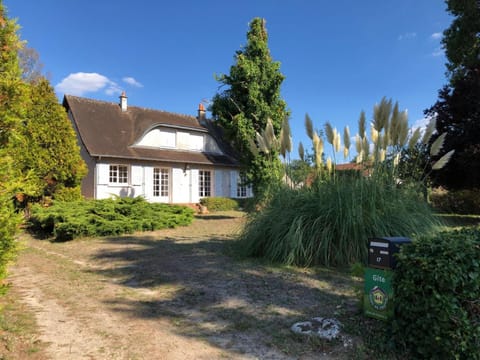 Maison avec jardin et cheminée proche des châteaux de la Loire - FR-1-491-420 House in Chaumont-sur-Tharonne