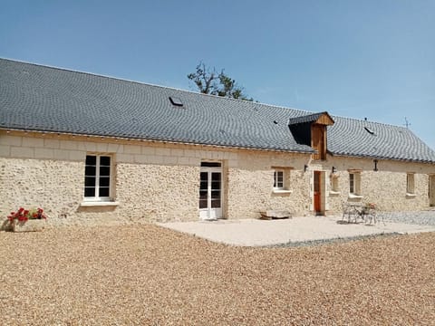 Maison de Campagne Confortable avec Cheminée et Jardin - FR-1-491-432 House in Centre-Val de Loire