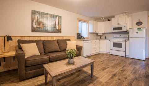 Cabins West Cabin in Ucluelet