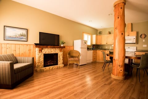 Cabins West Cabin in Ucluelet