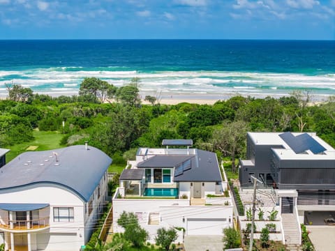 Property building, Bird's eye view